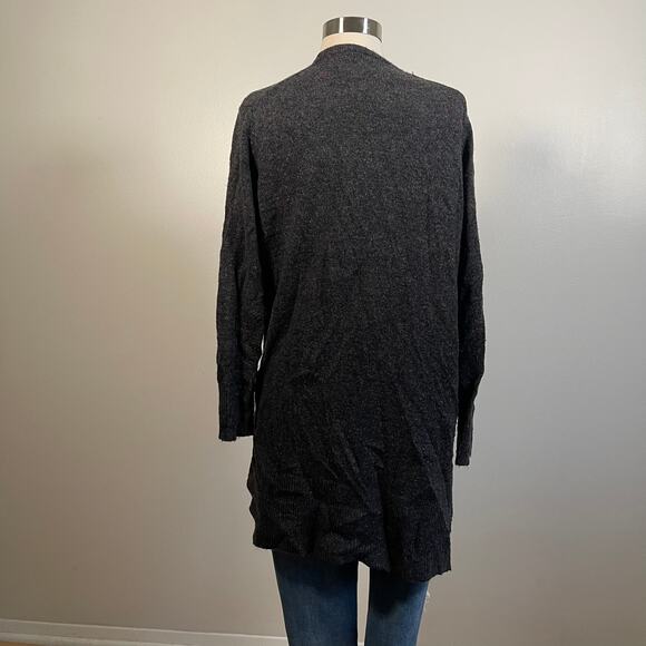 Madewell • Donegal Kent Cardigan Sweater in Coziest Yarn - Picture 4 of 6